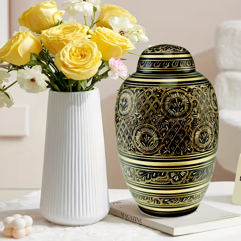 URNAS PARA CENIZAS URNA IMPT LABRADA NEGRO DORADA  ADULTO 9795